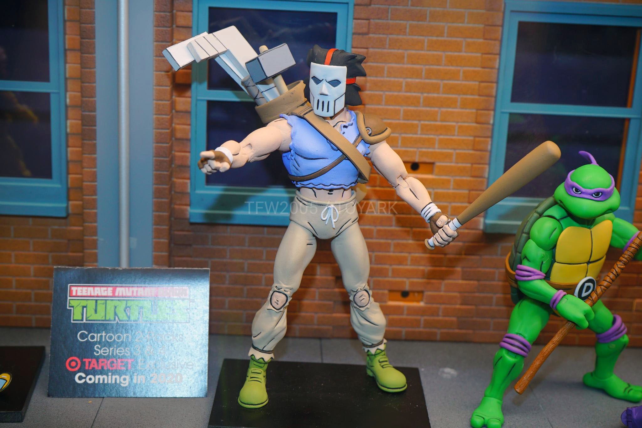 Teenage Mutant Ninja Turtles - Casey Jones & Robot Foot Soldier 7” Scale  Action Figure 2-Pack